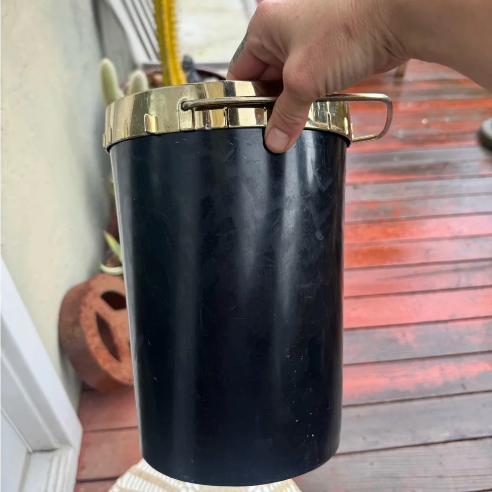 PLAS-TEX VINTAGE MID CENTURY MODERN ATOMIC BLACK ICE BUCKET BARWARE